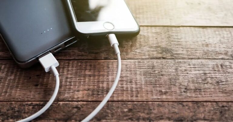 dien-thoai-sac-khong-vao-pin (1)