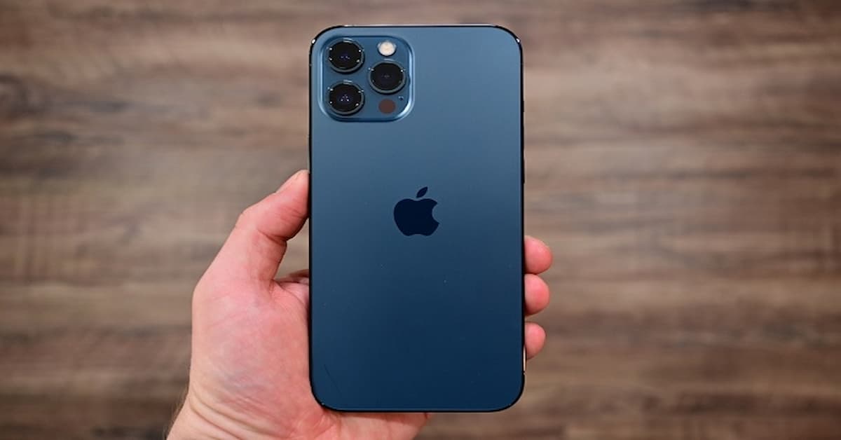 Bật mí pin iPhone 12 Pro Max bao nhiêu mAh? Đáp án mới 2022