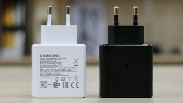 Cục sạc Samsung chính hãng: Giá bán và địa chỉ mua uy tín