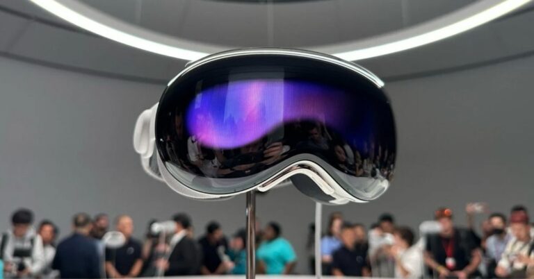 Vision Pro ra mắt khi nào