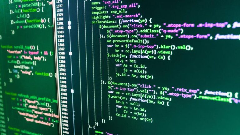Hơn 30+ bài tập Python có lời giải (code mẫu)