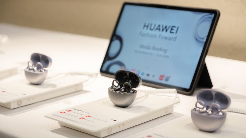 Huawei FreeClip ra mắt