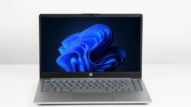 Laptop-gia-re-1