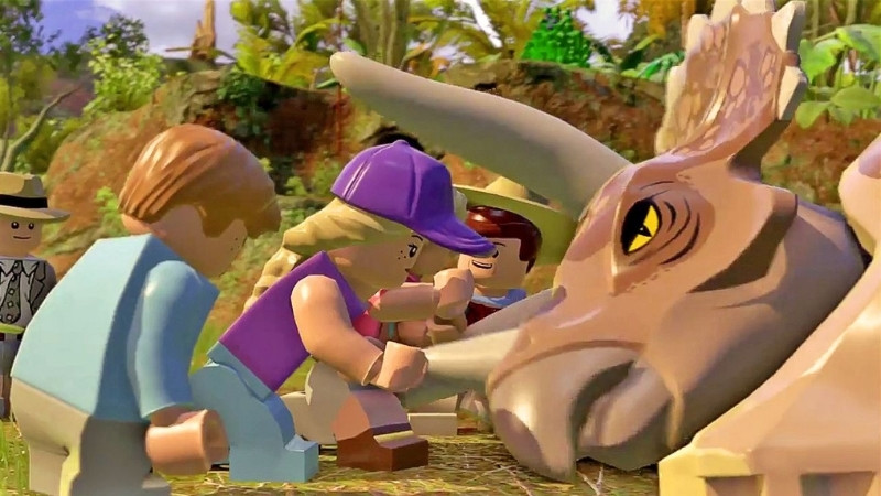 Lego-Jurassic-World-7