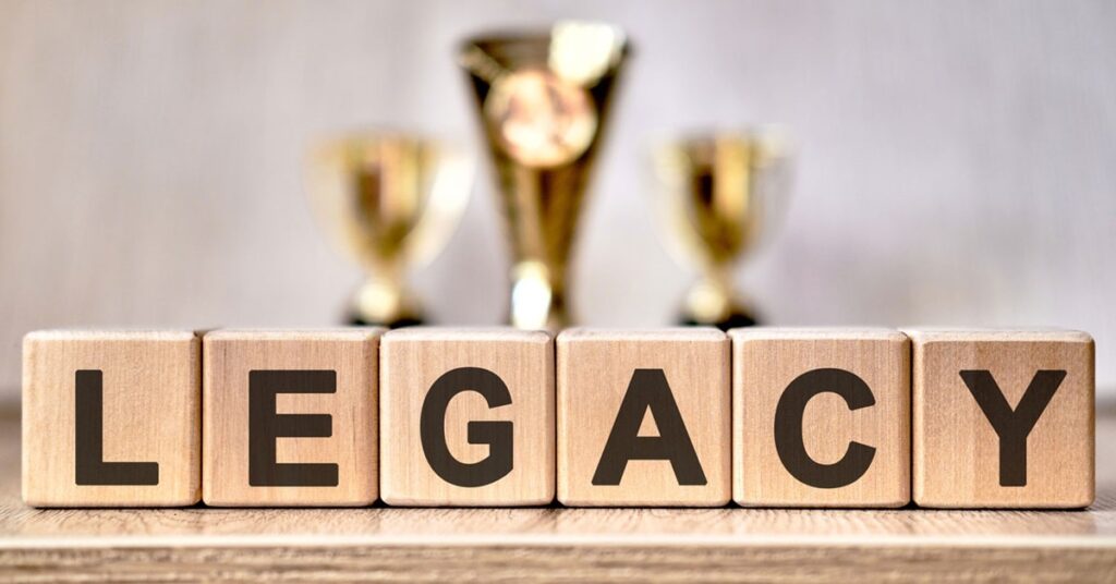 Legacy là gì? Tìm hiểu chi tiết Legacy trong nhiều lĩnh vực