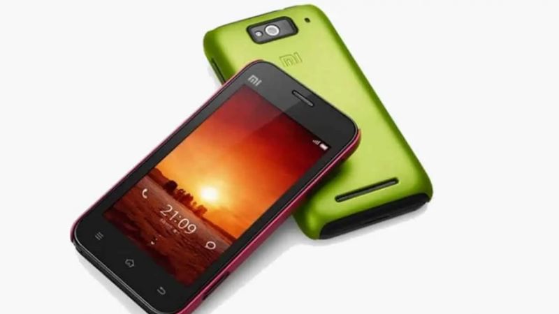 điện thoại Mi 1 đầu tiên 