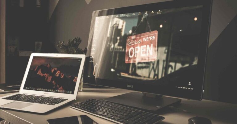 hinh-nen-man-hinh-khoa