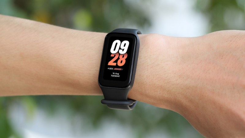 Xiaomi-Band-8-Active-1