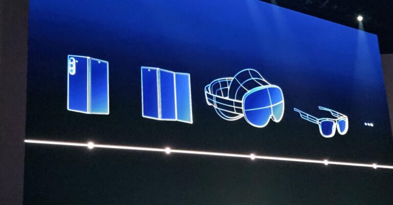 điện thoại gập 3