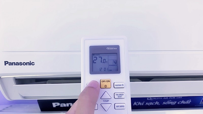 cach-bat-dieu-hoa-Panasonic-1