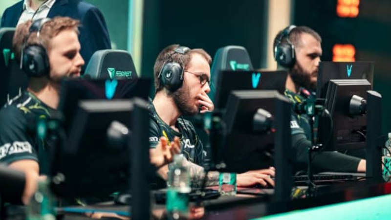 giai-dau-LEC-2025-12