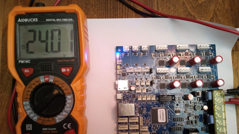 thay-man-hinh-tivi-samsung-1