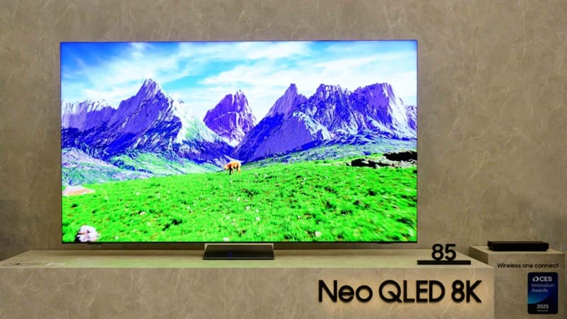 Samsung QN990F Neo QLED 8K TV