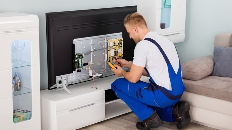 Tại sao cần tra cứu bảo hành tivi Samsung?