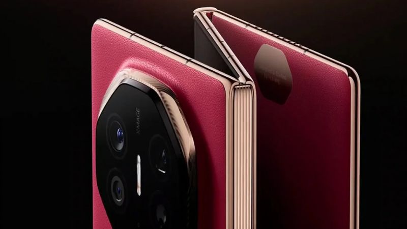 Huawei Mate XT gập 3