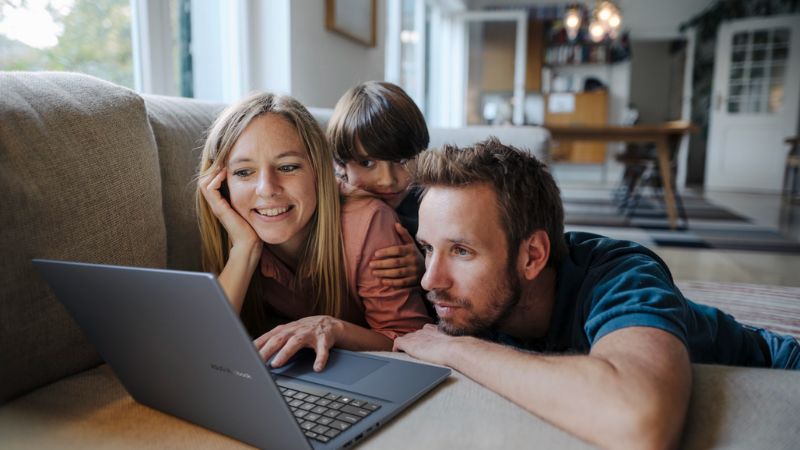 ASUS Vivobook 16 Copilot + PC