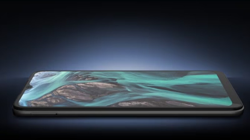 HTC-Wildfire-E5-Plus-3