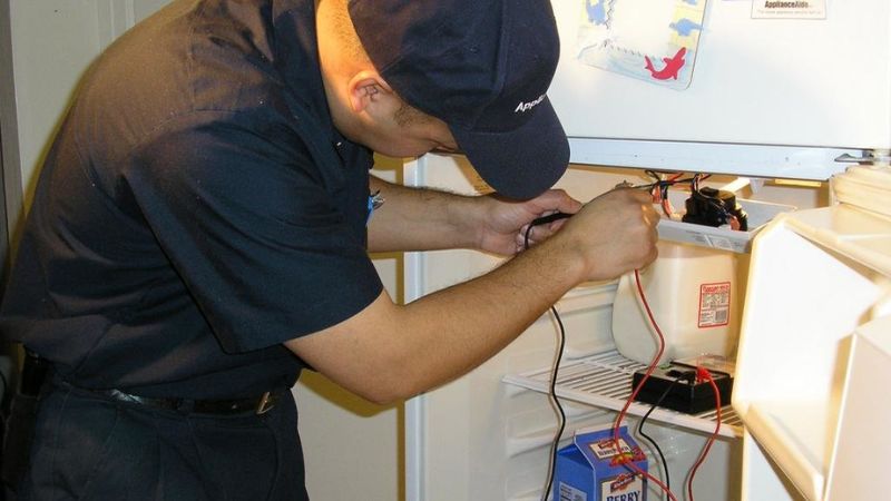 khi-nao-can-bom-ga-tu-lanh-va-cac-luu-y-can-thiet-6