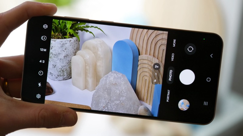 danh-gia-galaxy-s24-fe-2