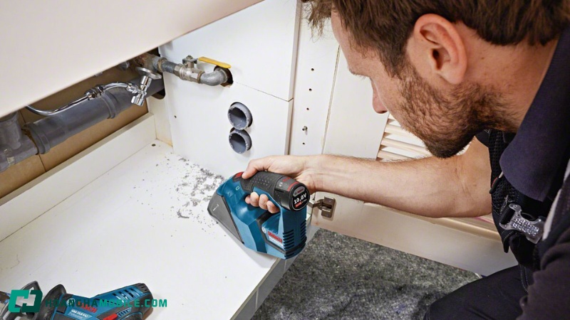 review-chi-tiet-may-hut-bui-cam-tay-bosch-5