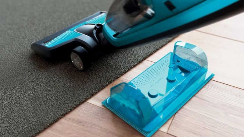 may-hut-bui-cam-tay-philips-4