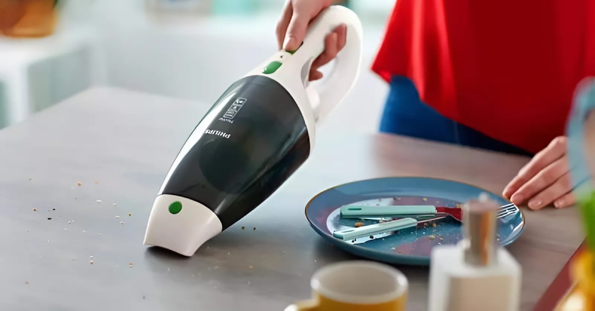 may-hut-bui-cam-tay-philips