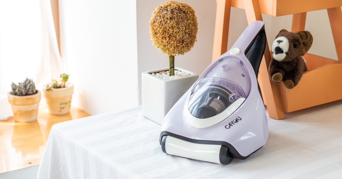 meo-lam-sach-ga-giuong-voi-may-hut-bui-ga-giuong-hieu-qua-11