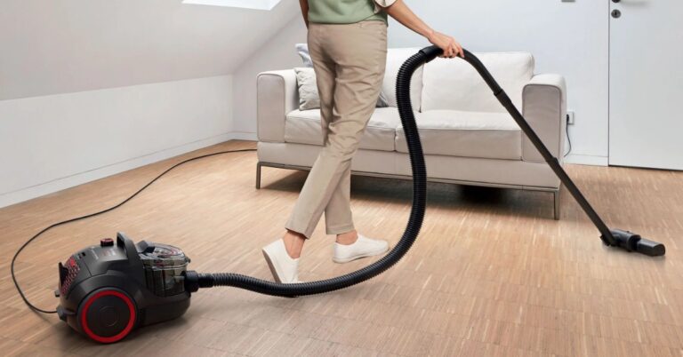 review-top-may-hut-bui-gia-dinh-tot-nhat-cho-moi-nha-9