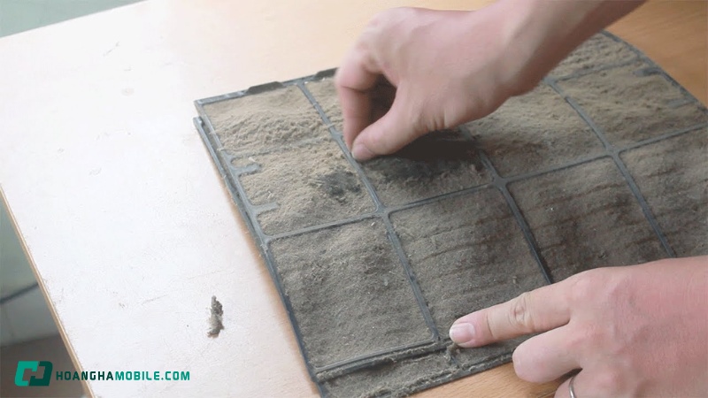 huong-dan-cho-tiet-cach-ve-sinh-may-loc-khong-khi-1