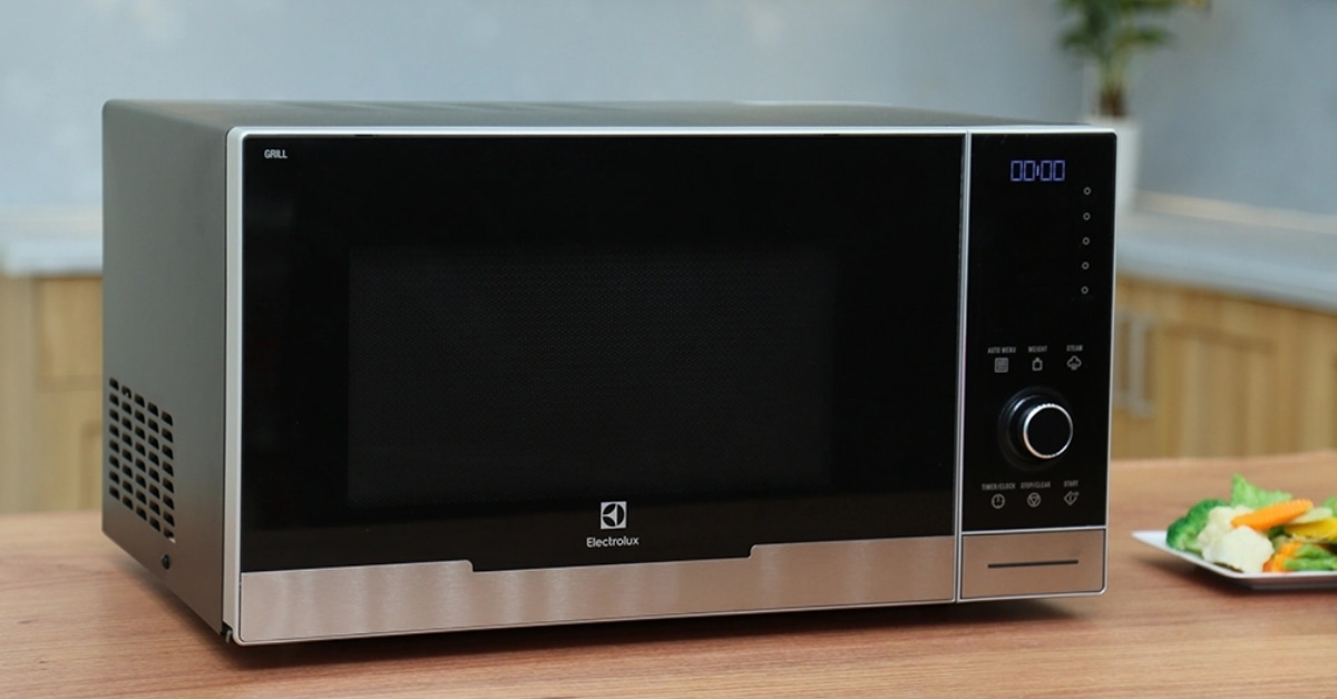 cach-su-dung-lo-vi-song-Electrolux-thumb