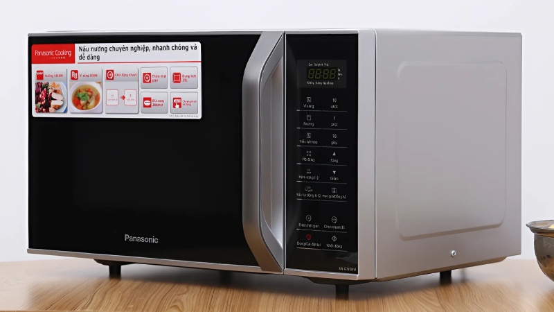 lo-vi-song-Panasonic-NN-GT35HMYUE-2