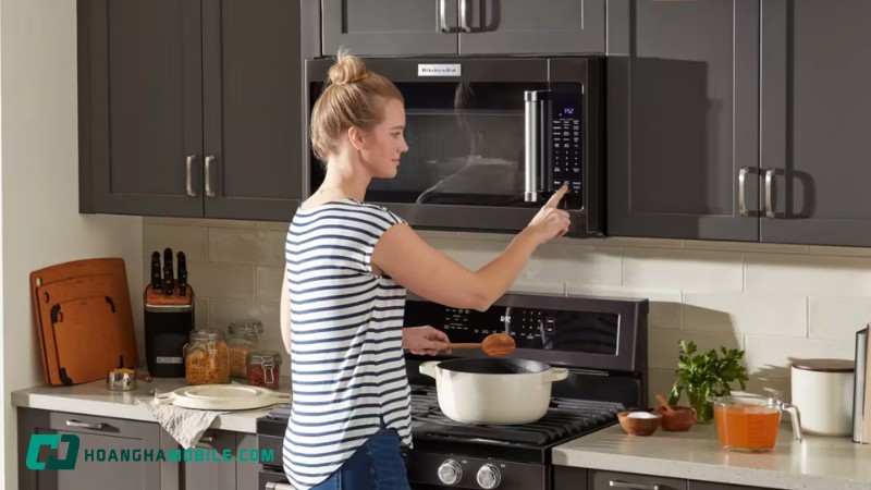 co-an-toan-khi-su-dung-lo-vi-song-am-tu-khong-1