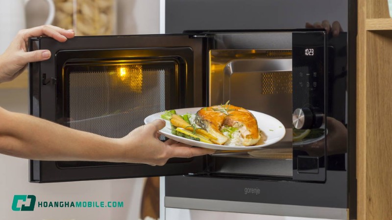 co-an-toan-khi-su-dung-lo-vi-song-am-tu-khong-4