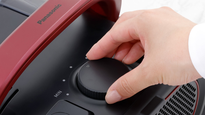 may-hut-bui-cam-tay-panasonic-3