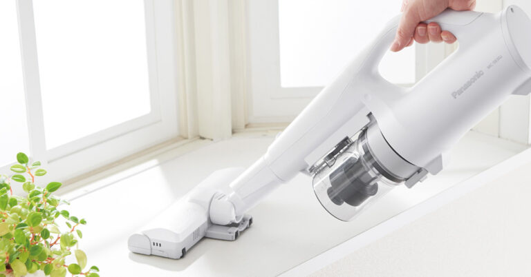 may-hut-bui-cam-tay-panasonic