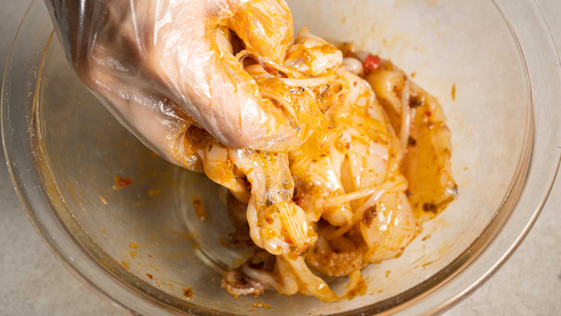 nuong-muc-bang-lo-vi-song-10