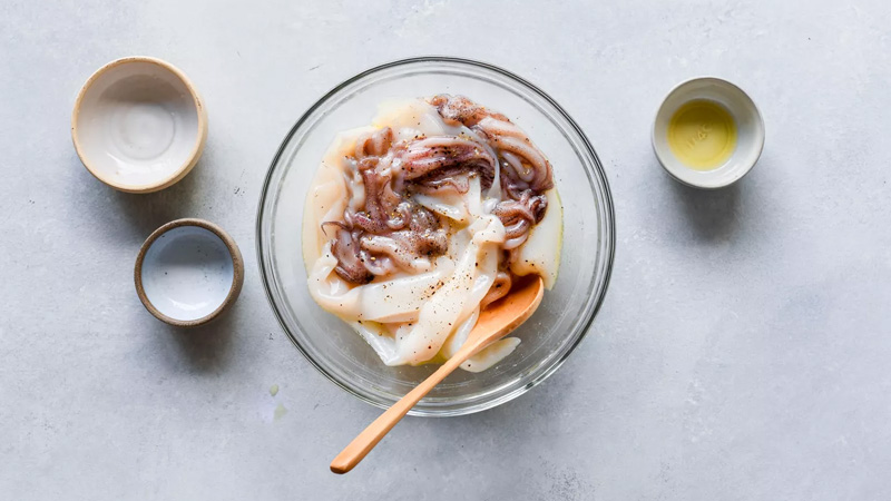 nuong-muc-bang-lo-vi-song-3