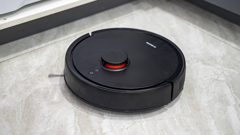 robot-hut-bui-hoang-ha-mobile-3