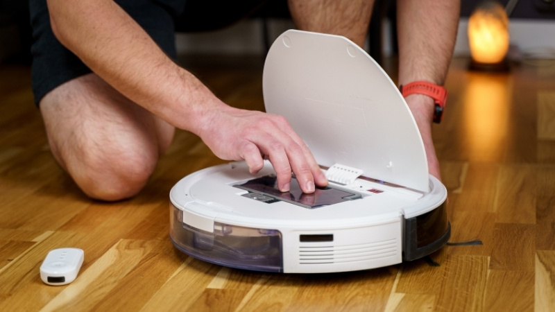 sua-chua-robot-hut-bui-5