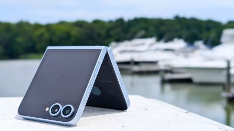 Samsung Galaxy Z Flip 7 FE