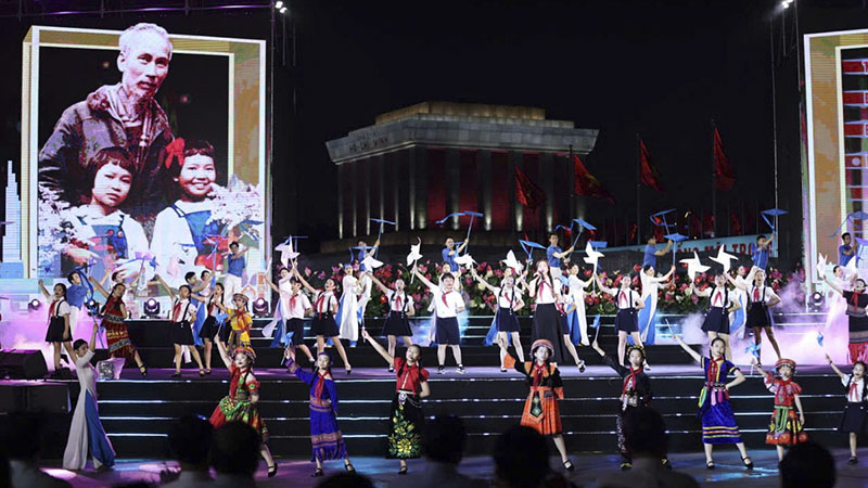 Nguoi-la-Ho-Chi-Minh-4