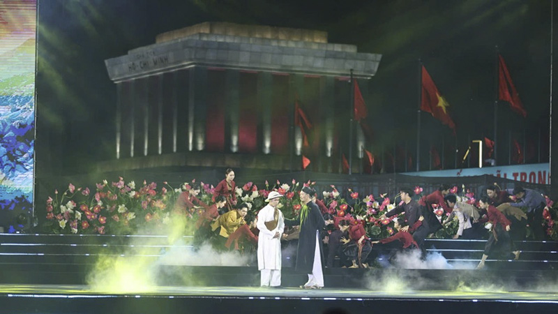 Nguoi-la-Ho-Chi-Minh-5