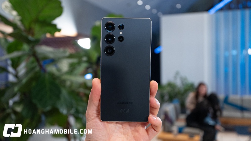 Samsung-Galaxy-S25-Ultra-4