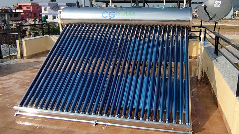 may-nuoc-nong-nang-luong-mat-troi-4