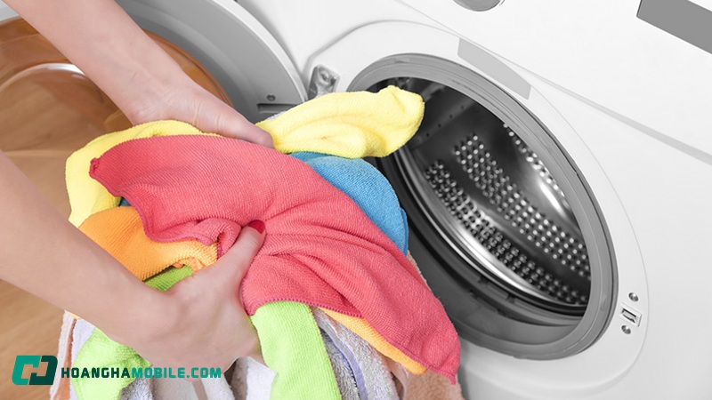 may-say-quan-ao-electrolux-13