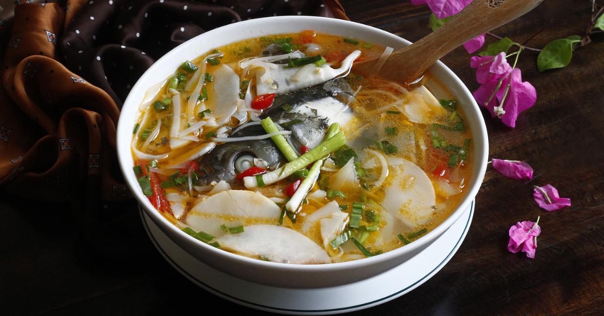 cach-nau-canh-chua-ca-don-gian-ma-dua-com-chi-30-phut-nau-13