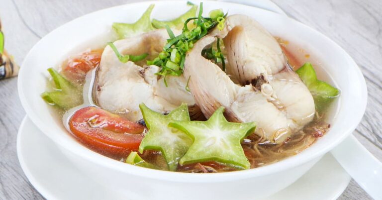 cach-nau-canh-chua-ca-loc