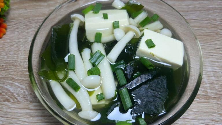 10 cách nấu canh rong biển thơm ngon, chuẩn vị Hàn ngay tại nhà