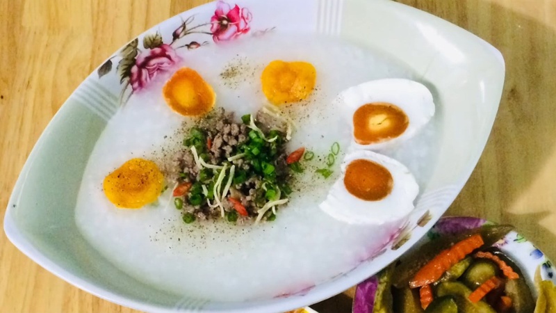 cach-nau-chao-bang-noi-com-dien-8