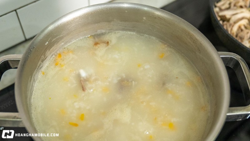 cach-nau-chao-ga-ngon-mem-bo-duong-cho-be-va-nguoi-benh-7